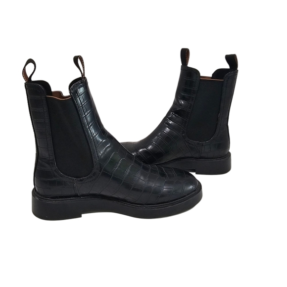 H&M Black Ankle Boots with Crocodile Texture - Picture 4 of 9